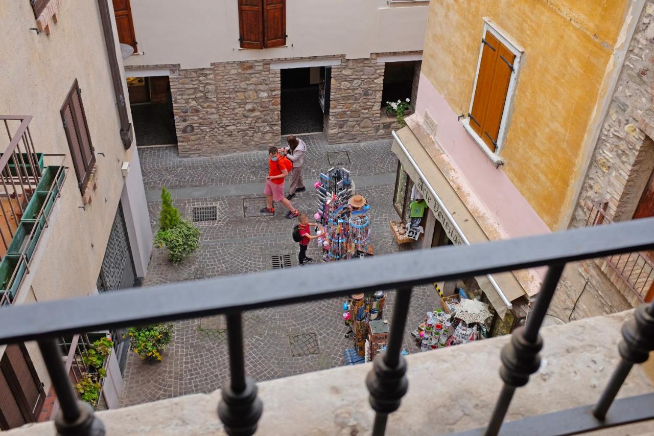 Hotel Corte Regina Sirmione Exterior photo