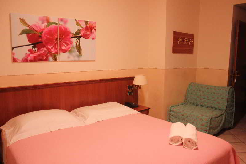 Hotel Corte Regina Sirmione Exterior photo